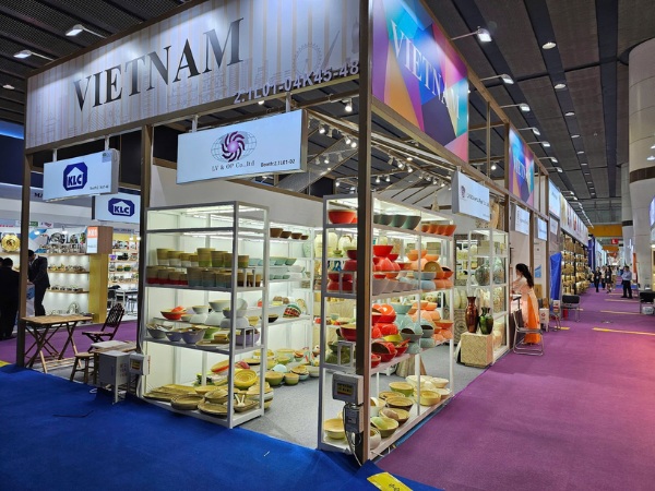 Cập nhật các xu hướng thiết kế sản phẩm, công nghệ mới từ hội chợ